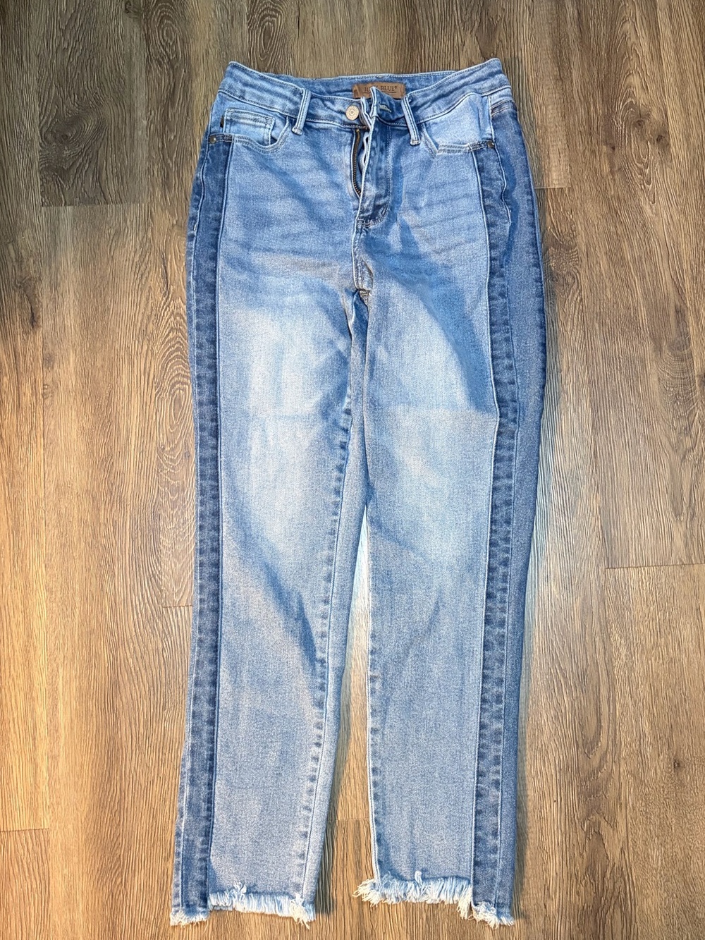 Judy Blue Two-Tone Light Blue Straight Leg Jeans with Dark Side Panels